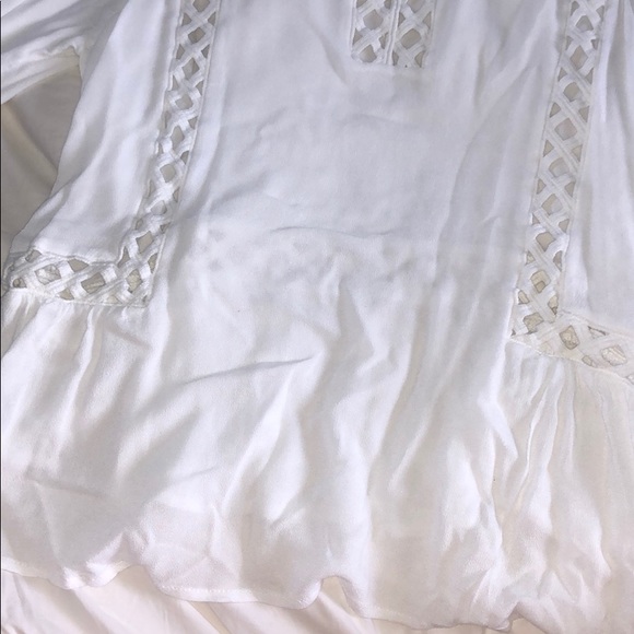 blouse - Picture 3 of 4